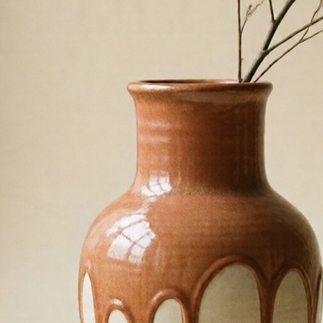 Vase Argile — gros plan sur la matière